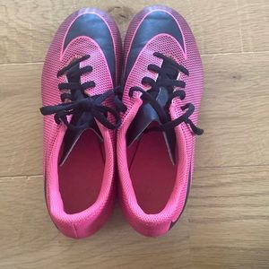 Girl’s soccer cleats